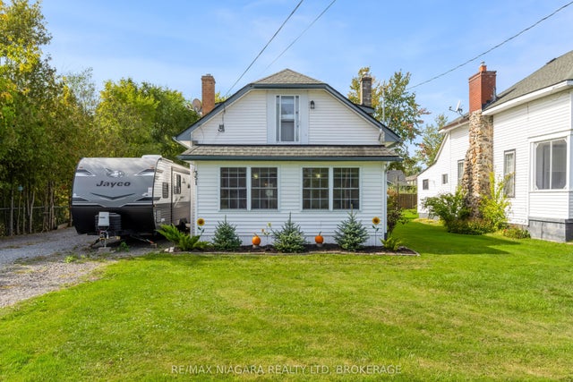 351 Crescent Road W, Fort Erie
