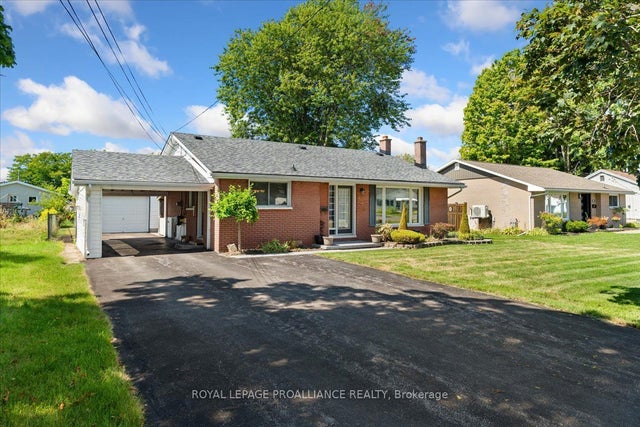 106 Lemoine Street, Belleville