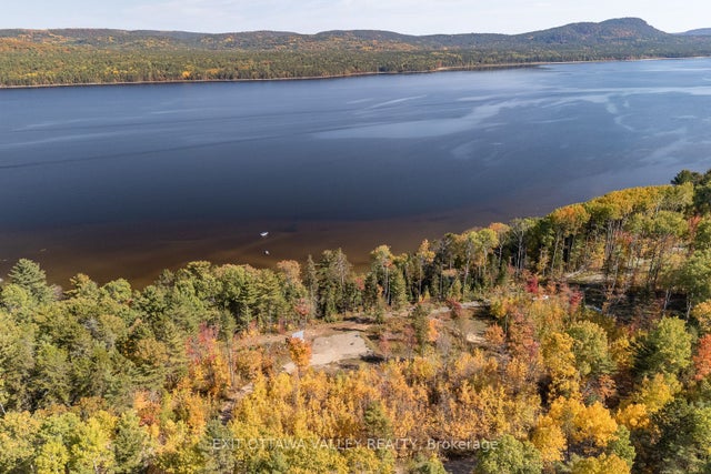 274 Mcanulty Road, Deep River