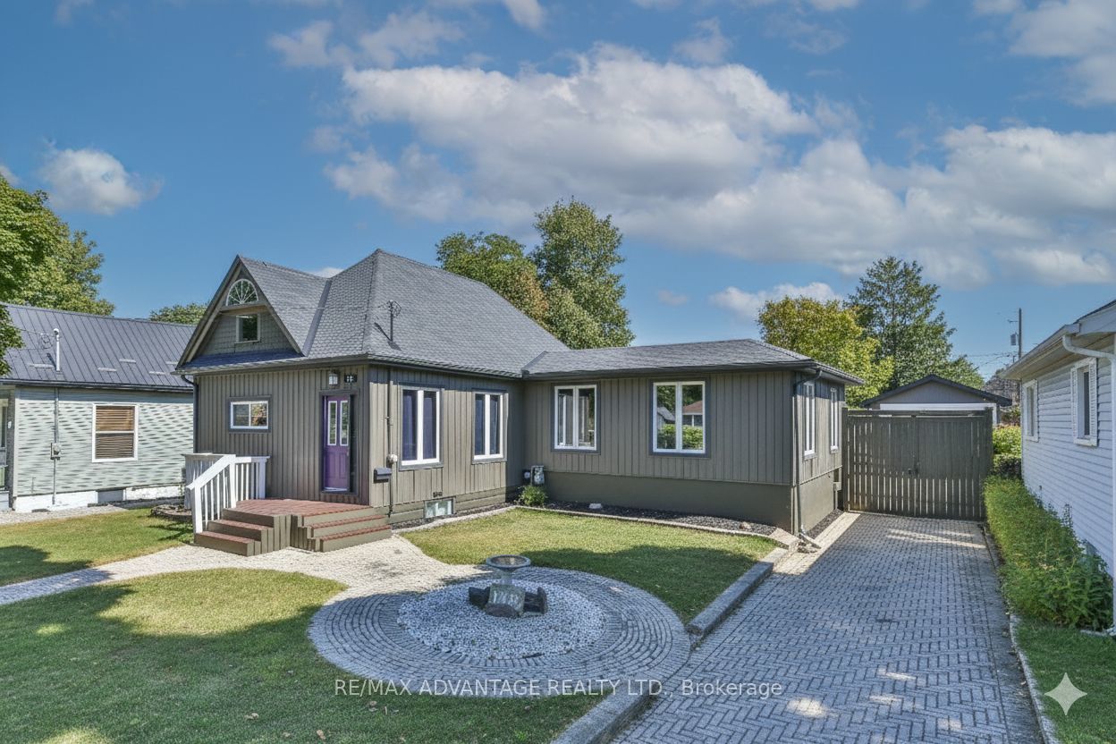 Photo of Listing #X12449610