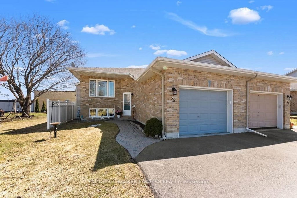 88 Thomas Street S B, Arnprior