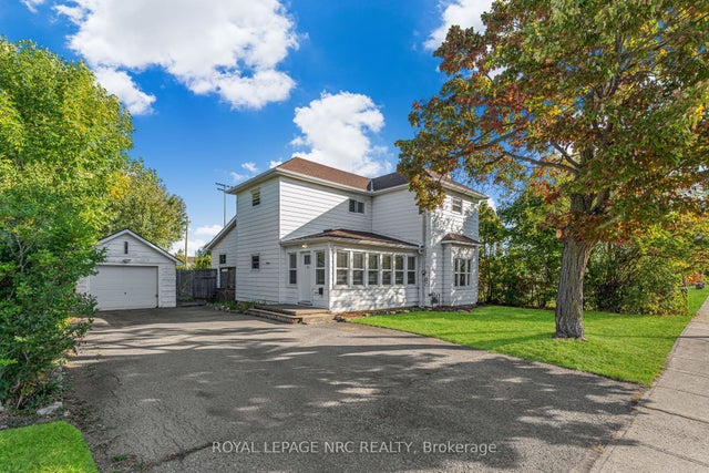 204 Gilmore Road, Fort Erie