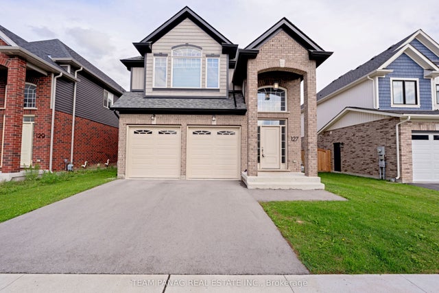 127 Susan Drive, Pelham
