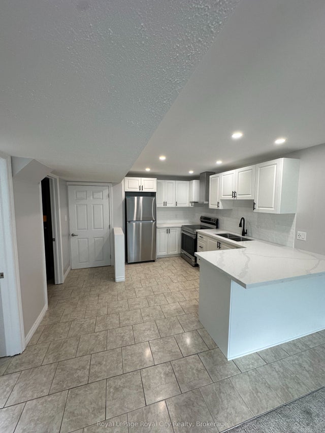 6 Maude Lane, Guelph