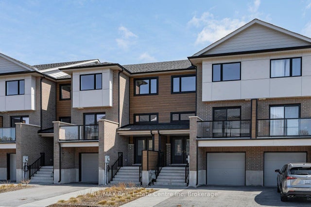 182 Bridge Crescent 8, Minto