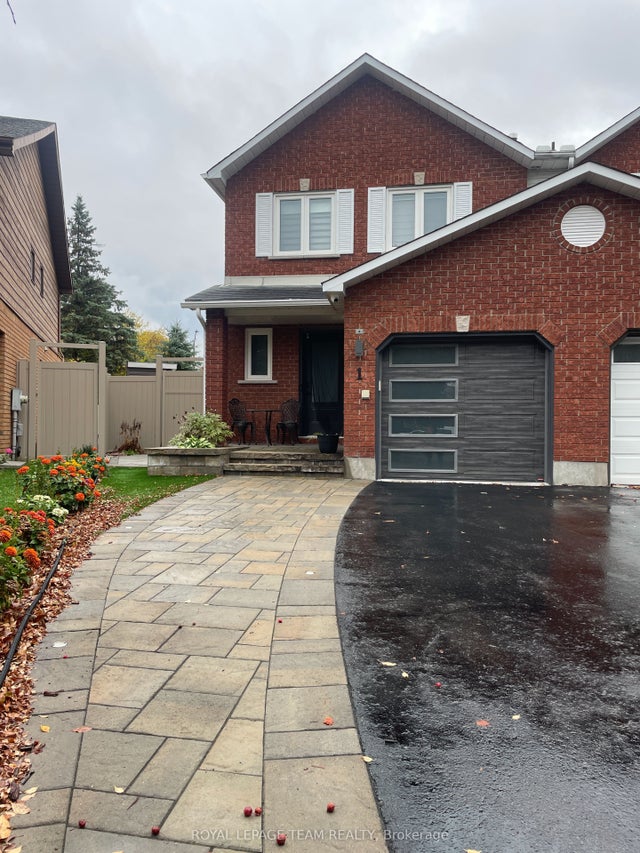 1 Peterson Place, Kanata