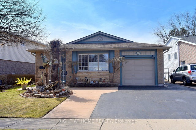 105 Bismark Drive, Cambridge