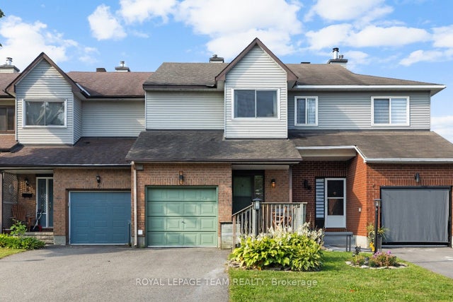 4 Danaher Drive, Barrhaven