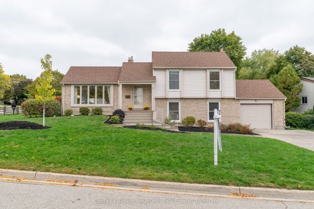 2 Lisa Lane, Guelph