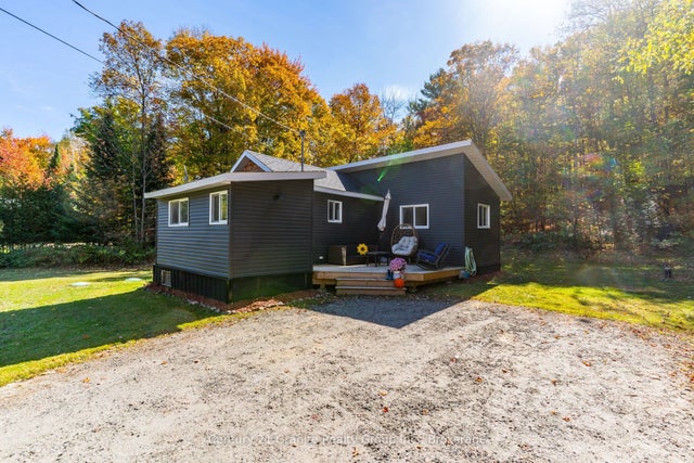 1297 Hamilton Road, Minden Hills