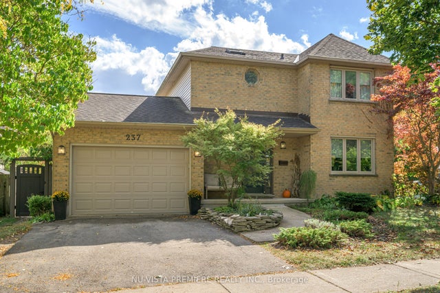 237 Castlegrove Boulevard, London North