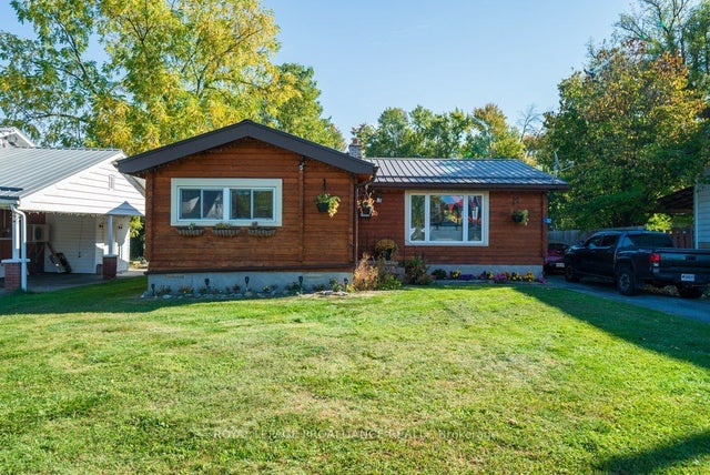 82 North Trent Street, Quinte West