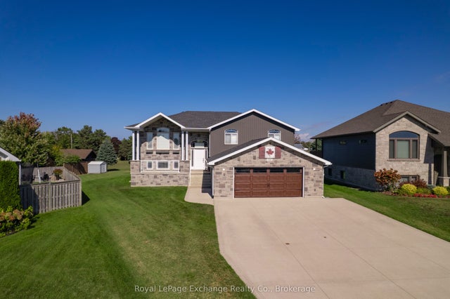 54 Lakefield Drive, Kincardine