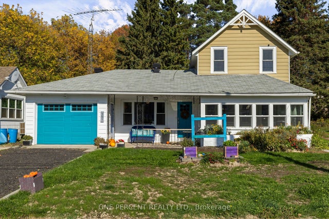 151 Huston Street, Burk's Falls