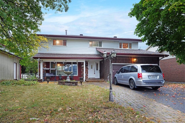 1273 Anoka Street, Hunt Club - South Keys and Area