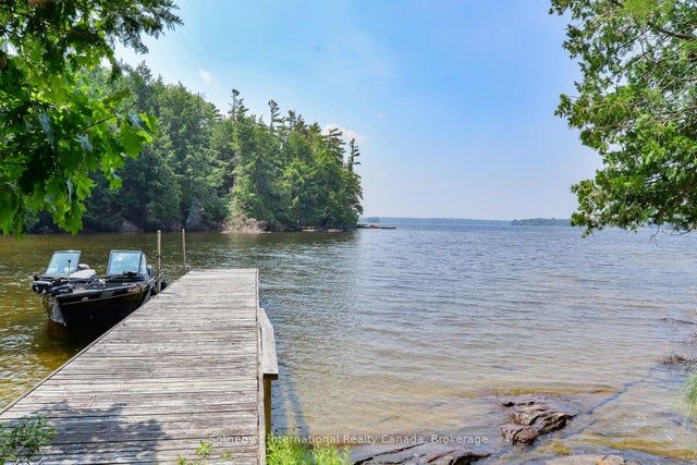 1338 Browning Isl Island, Bracebridge