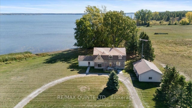 1120 Huffs Island Road, Prince Edward County