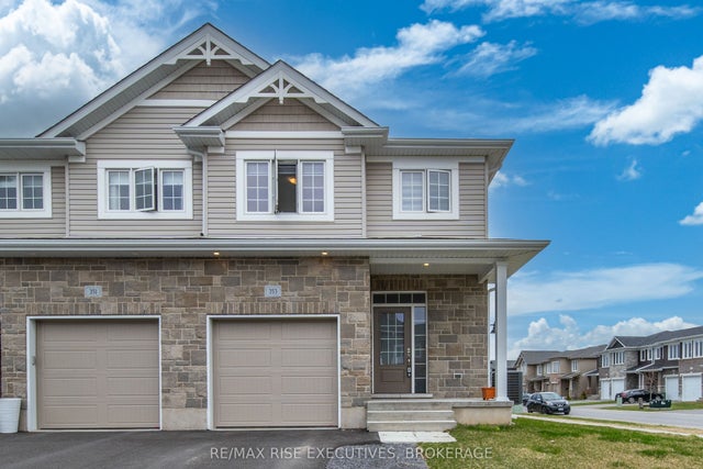 353 Buckthorn Drive, Kingston