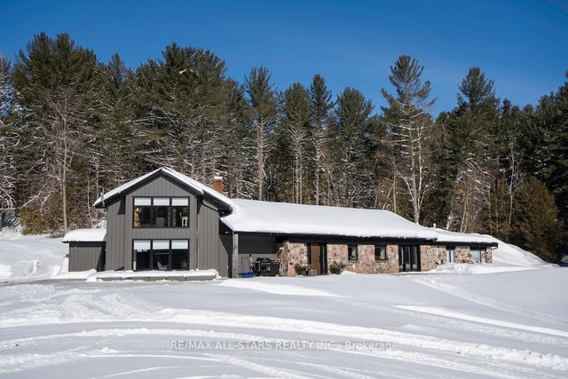 829 Peace Road, Kawartha Lakes