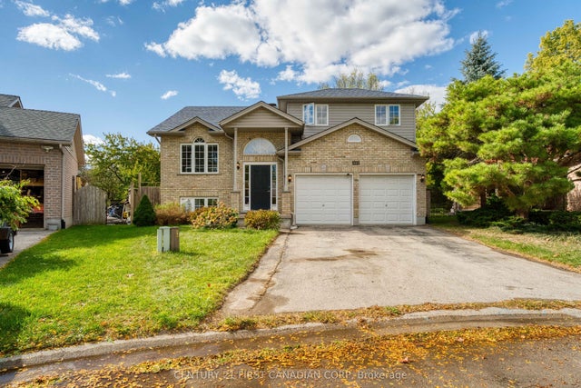 581 Forest Creek Place, London East