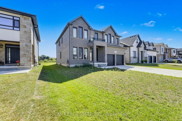 2355 Bakervilla Street, London South