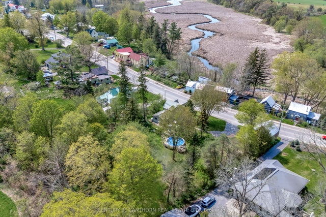 1647 County 10 Road, Prince Edward County