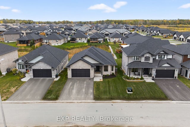 6 Vaughn Court, Belleville