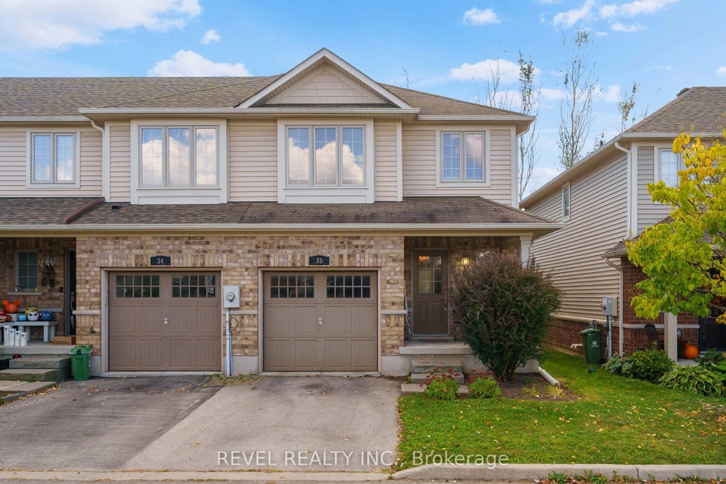 222 Fall Fair Way 35, Hamilton