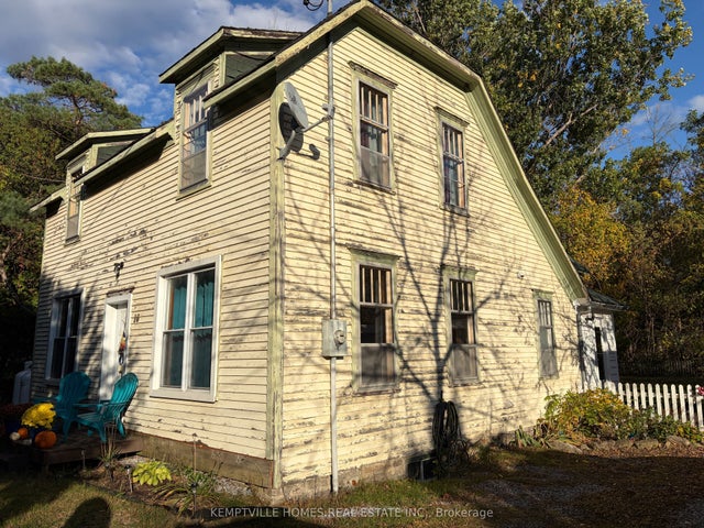 10 Bridge Street, North Grenville