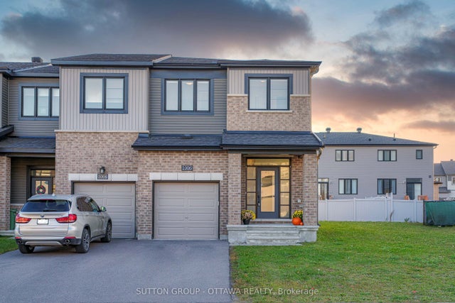 1006 Speedvale Court, Kanata
