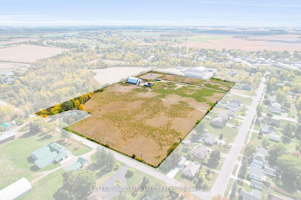 168 Elizabeth Street, Lambton Shores