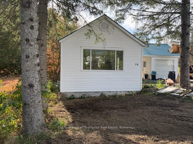 78 James Street E, Burk's Falls