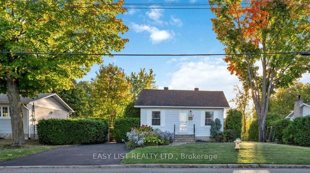 1290 St. Jean Street, Orleans - Convent Glen and Area