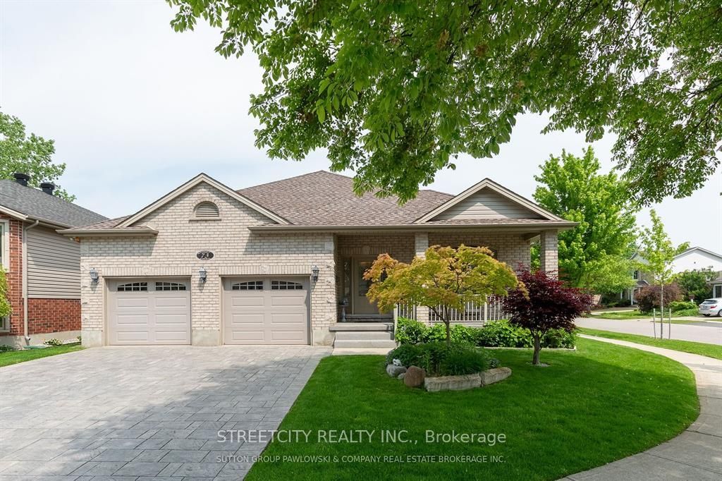 73 Tanoak Drive, London North