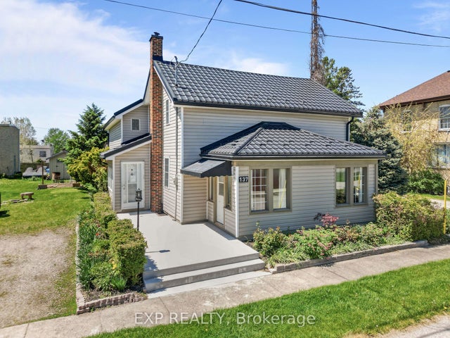 137 Fried Street, Bluewater