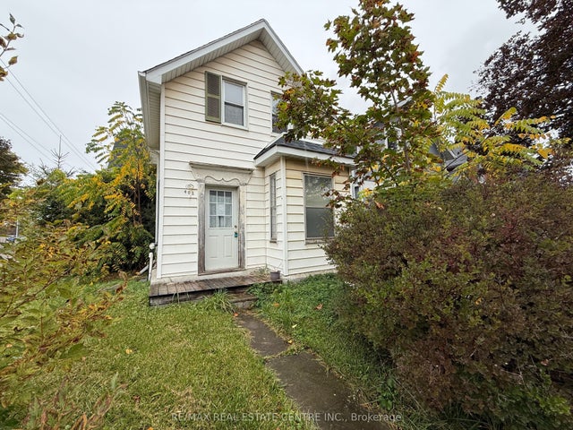 402 Main Street, Shelburne