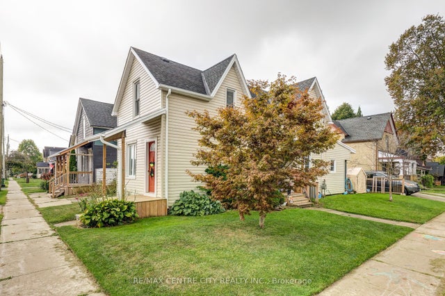 270 Ross Street, St. Thomas