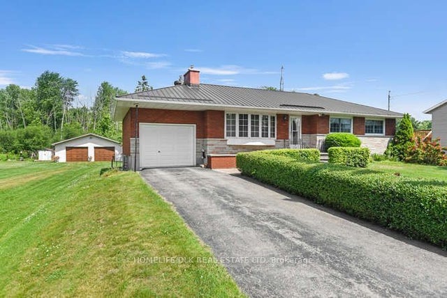 1190 County Rd 2 Road, Elizabethtown-Kitley