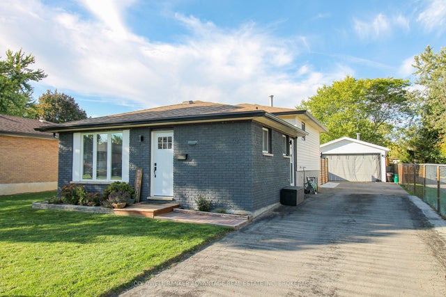 42 Newleaf Crescent, Welland