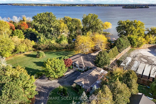 33 Carrying Place Road, Quinte West