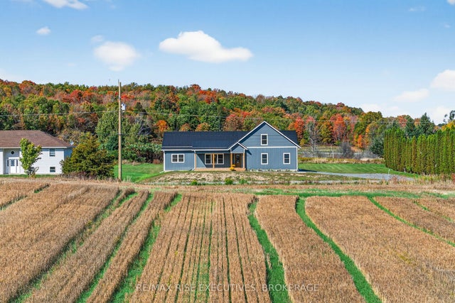 2206 Sands Road, Frontenac