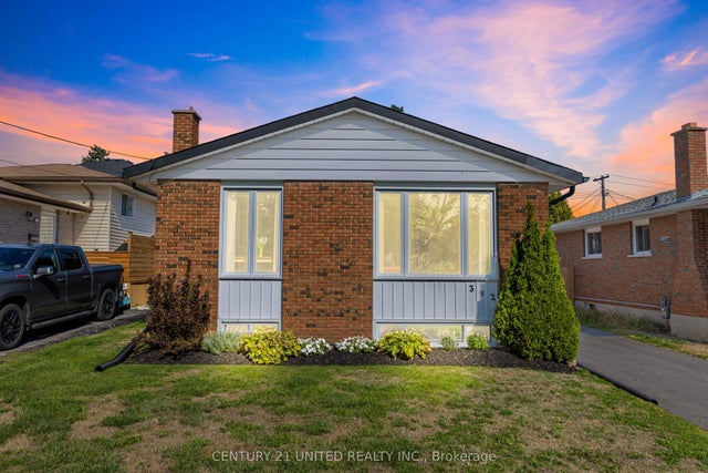 392 Wellington Street, Peterborough