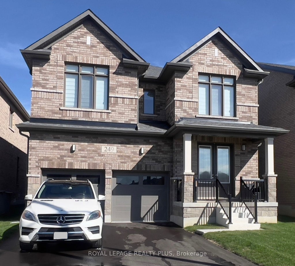 249 Leslie Davis Street, North Dumfries