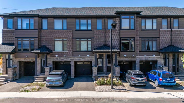 120 Court Drive 53, Brant