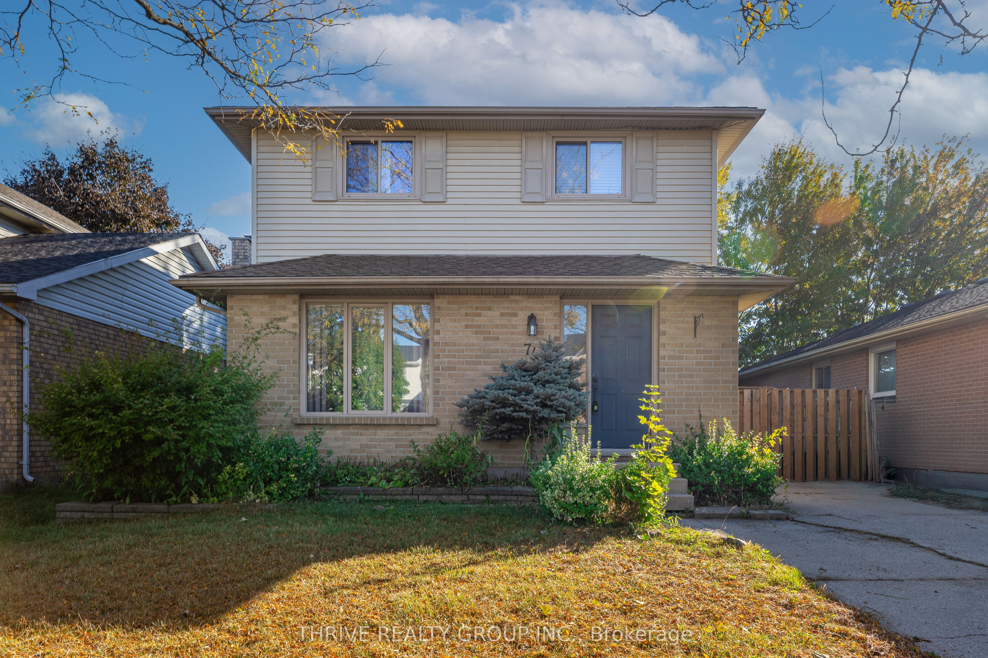 Photo of Listing #X12460512