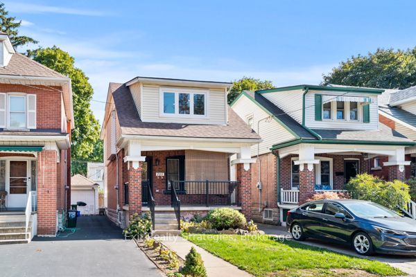 105 Rothsay Avenue, Hamilton