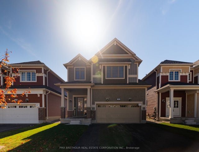 400 Beechwood Forest Lane, Gravenhurst