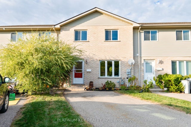 19 Katie Lane, Strathroy-Caradoc