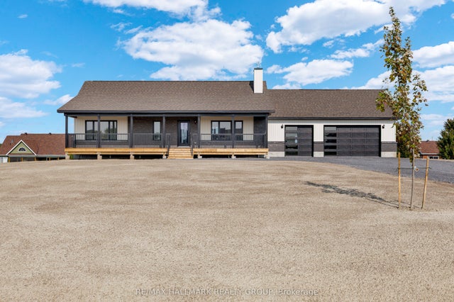 208 Trudeau Crescent, Russell