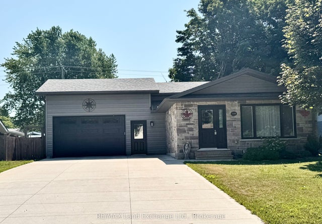 329 Bricker Street, Saugeen Shores